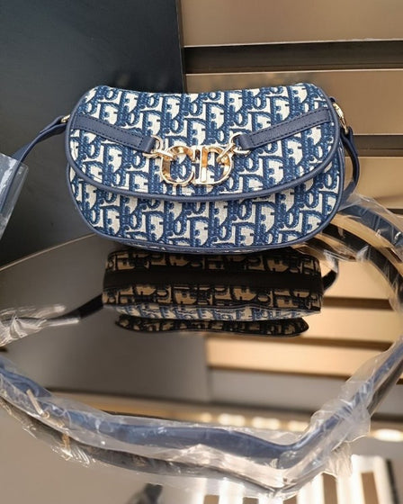 Christiann Diorr Montaigne 30 Handbag with Folding Box (ZYDROP)AV034