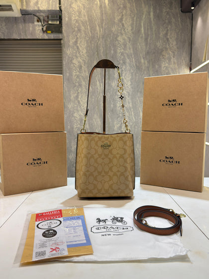 Coachh Mollie Signature Bucket Bag With Extra Long Sling and Carry Bag & OG Box (Zydrop)