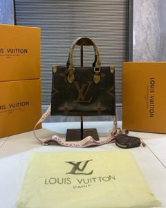 Louiis Vuittoon LV On The Go PM with OG Box & Coin Pouch (ZYDROP)AV208